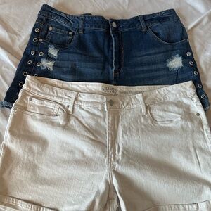 2 pairs of women’s size 18 jean shorts